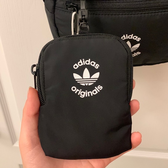Adidas Puffy Crossbody Bag with Free Matching Wallet!! - Picture 6 of 17
